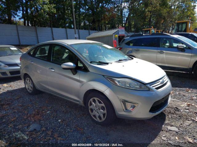  Salvage Ford Fiesta