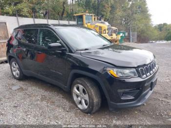  Salvage Jeep Compass