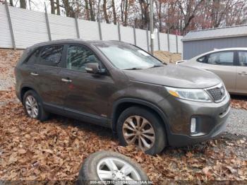  Salvage Kia Sorento