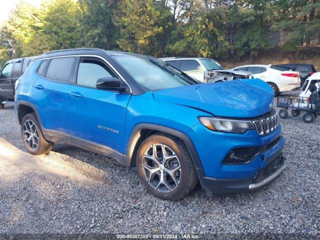  Salvage Jeep Compass