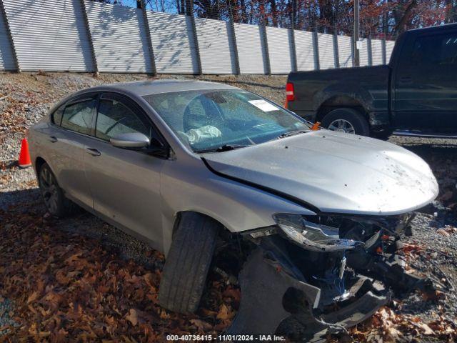  Salvage Chrysler 200