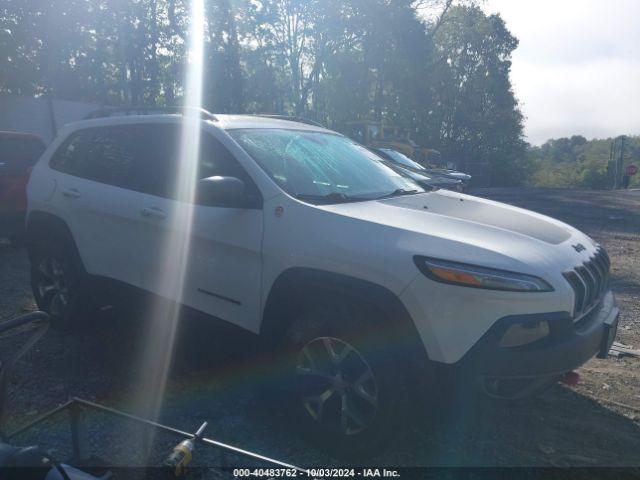  Salvage Jeep Cherokee