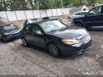  Salvage Chrysler 200