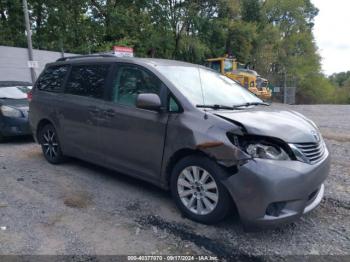  Salvage Toyota Sienna