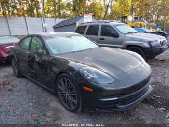  Salvage Porsche Panamera