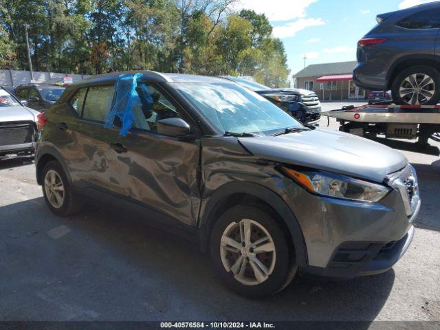  Salvage Nissan Kicks