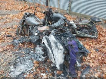  Salvage Harley-Davidson Flhtcutg