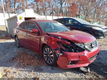  Salvage Nissan Altima