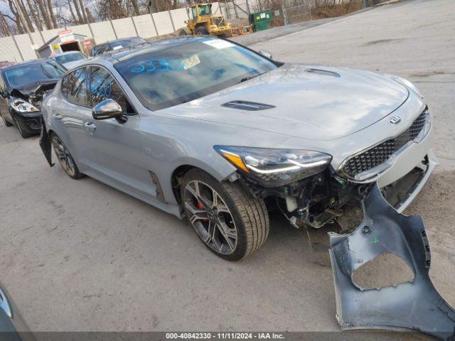  Salvage Kia Stinger