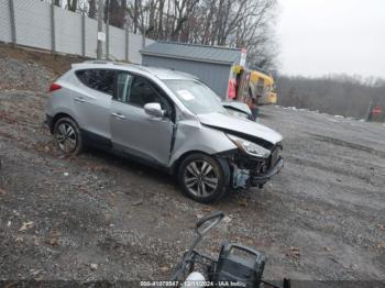  Salvage Hyundai TUCSON