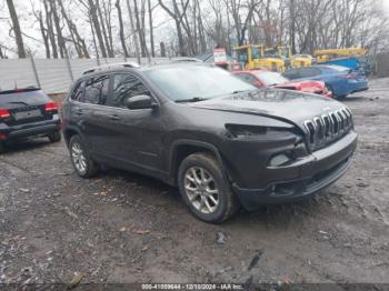  Salvage Jeep Cherokee