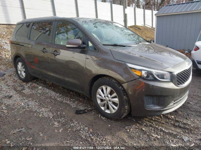  Salvage Kia Sedona