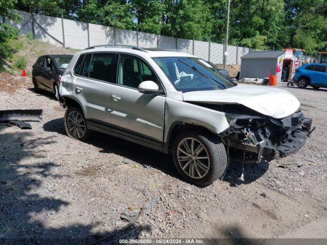  Salvage Volkswagen Tiguan