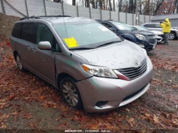  Salvage Toyota Sienna