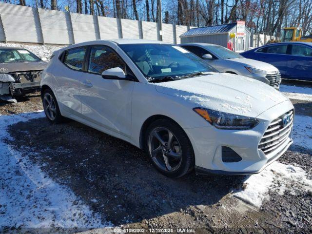  Salvage Hyundai VELOSTER