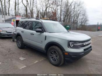  Salvage Ford Bronco