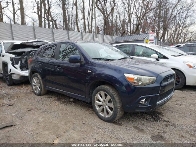  Salvage Mitsubishi Outlander