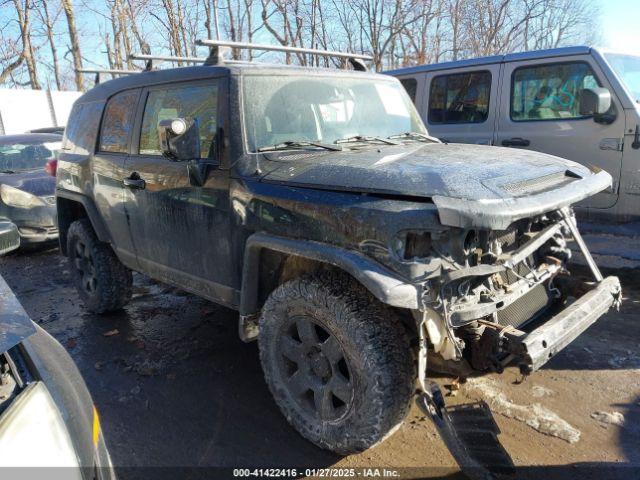  Salvage Toyota FJ Cruiser