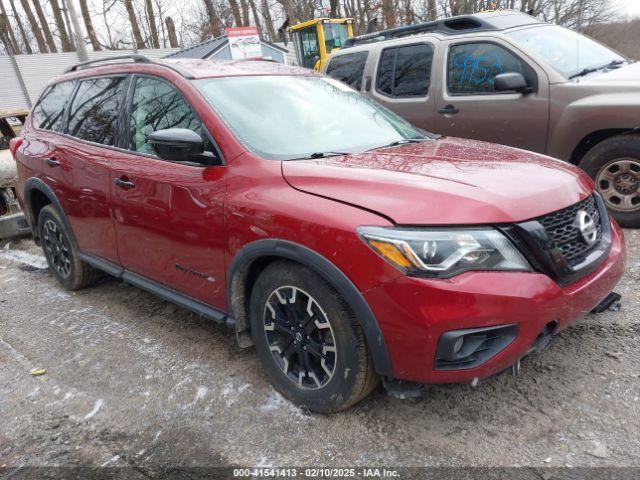  Salvage Nissan Pathfinder