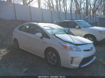  Salvage Toyota Prius