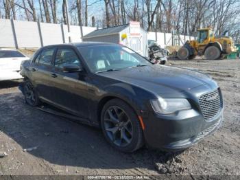  Salvage Chrysler 300