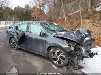  Salvage Subaru Legacy