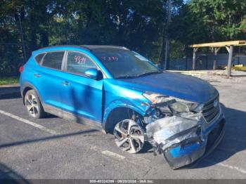  Salvage Hyundai TUCSON