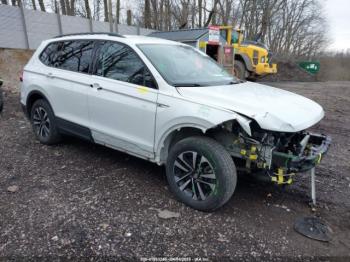  Salvage Volkswagen Tiguan