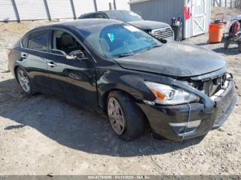  Salvage Nissan Altima
