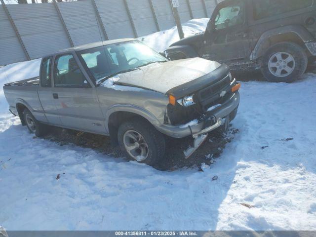  Salvage Chevrolet S-10
