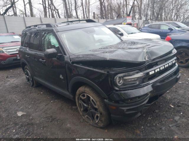  Salvage Ford Bronco
