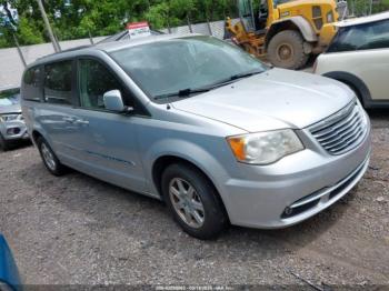  Salvage Chrysler Town & Country