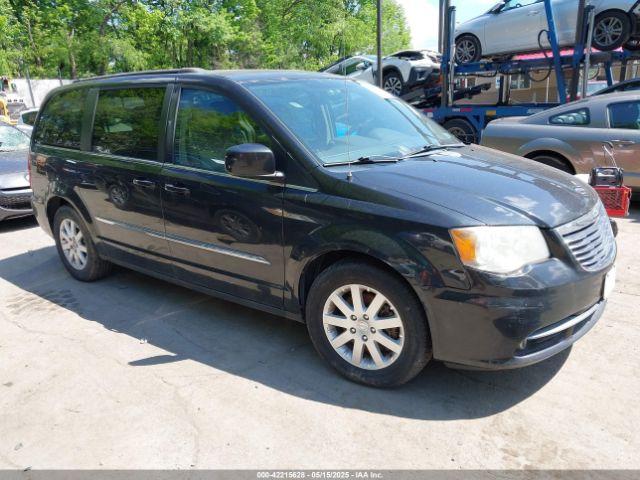  Salvage Chrysler Town & Country