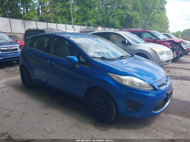  Salvage Ford Fiesta