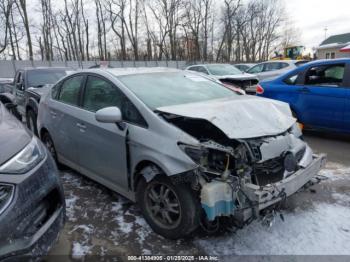  Salvage Toyota Prius