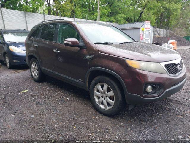  Salvage Kia Sorento