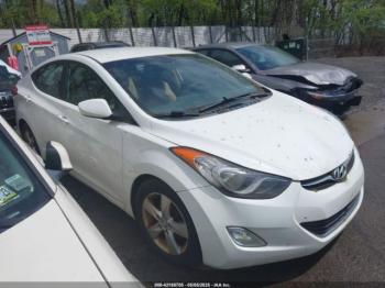  Salvage Hyundai ELANTRA