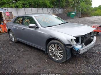  Salvage Chrysler 300