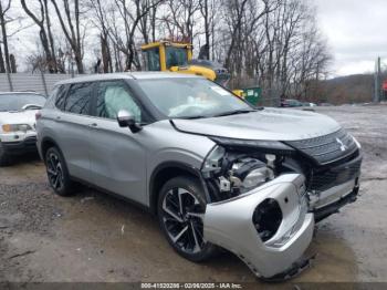  Salvage Mitsubishi Outlander