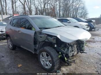  Salvage Jeep Compass