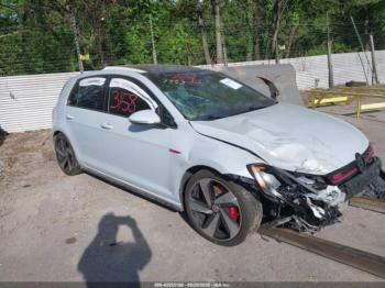  Salvage Volkswagen Golf