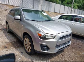  Salvage Mitsubishi Outlander