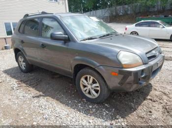  Salvage Hyundai TUCSON