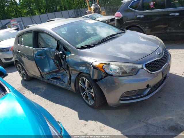  Salvage Kia Forte