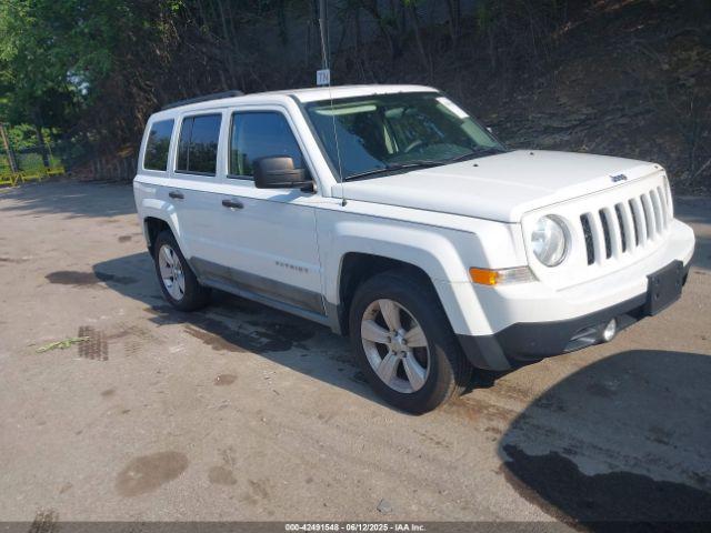  Salvage Jeep Patriot