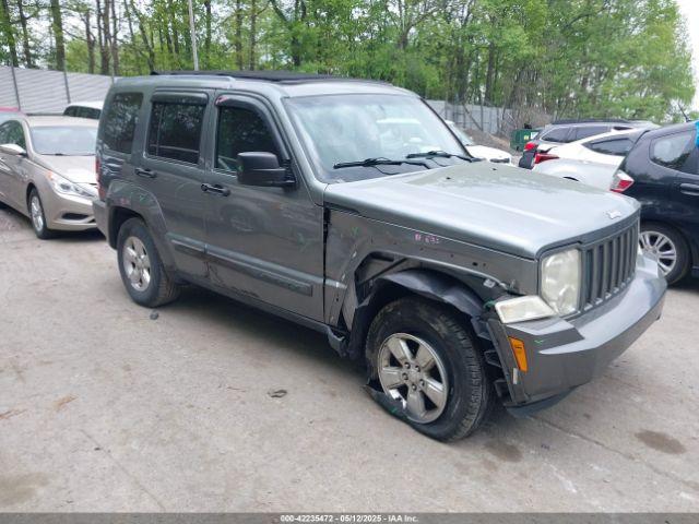  Salvage Jeep Liberty