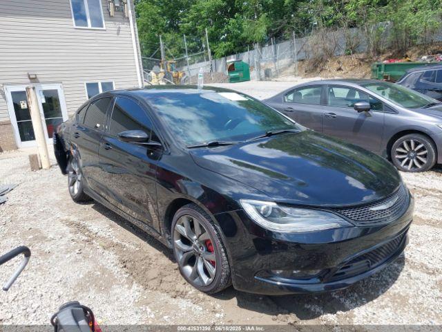  Salvage Chrysler 200