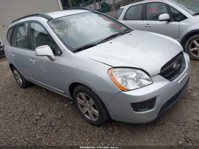  Salvage Kia Rondo