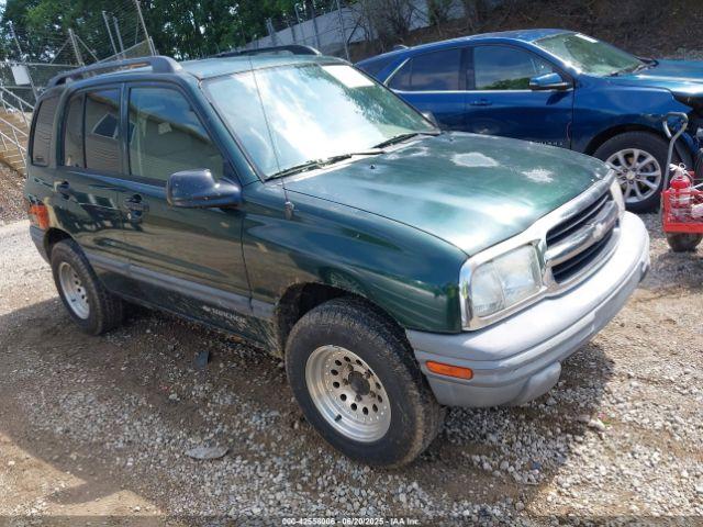  Salvage Chevrolet Tracker