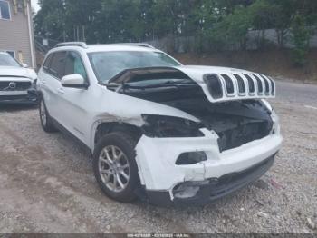  Salvage Jeep Cherokee